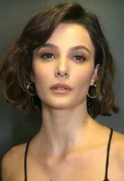 Büşra Develi